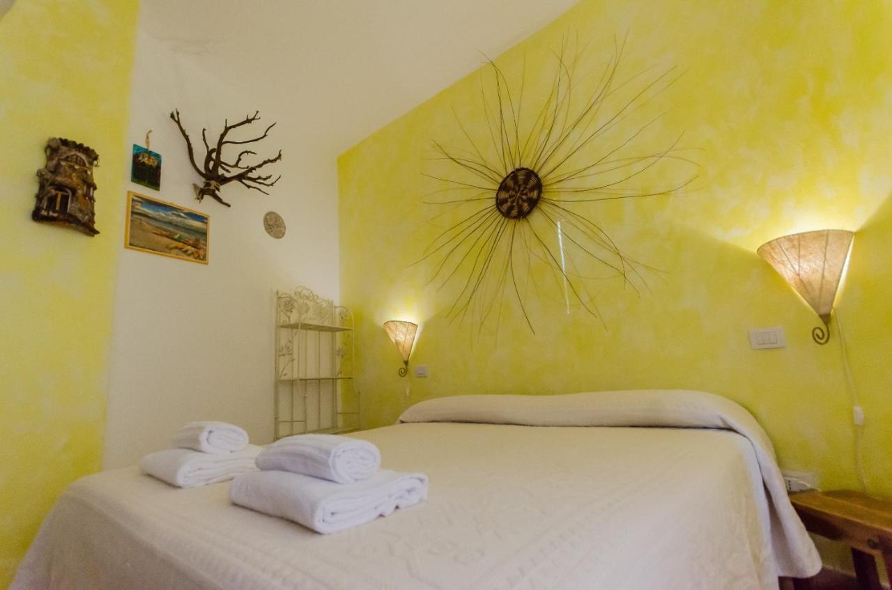 Bed&Breakfast La Pavoncella Tortolì Esterno foto